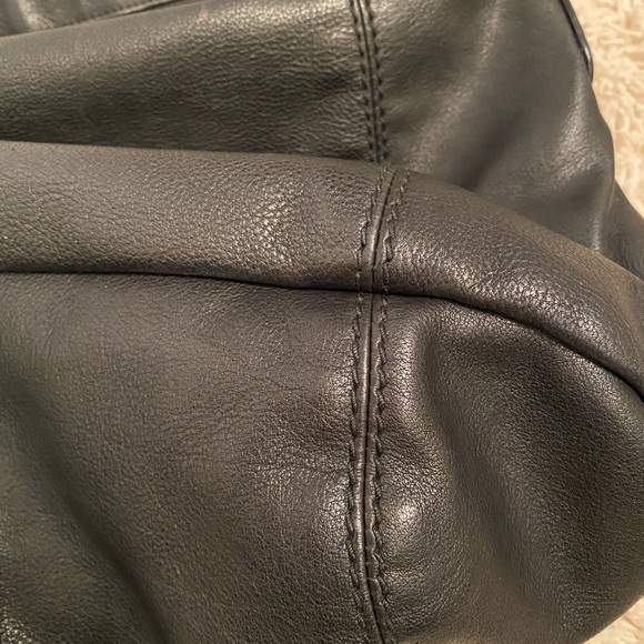 Certified Authentic Gucci Hobo Bag - Picture 16 of 16